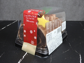 ファミリーマート　クリスマスケーキ　ショコラ・ノエル