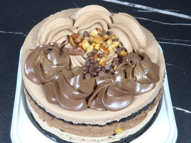 2025 ファミリマート　クリスマスケーキ　　BE:FIRST BESTショコラケーキ　実食レビュー