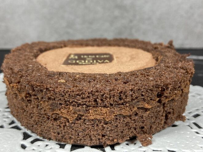 ローソン　Uchi Café×GODIVA　ショコラロールケーキ　美味しい♪